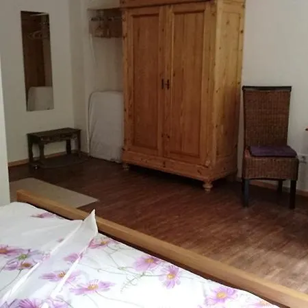 Gaestehaus Erlenwein Couette-café